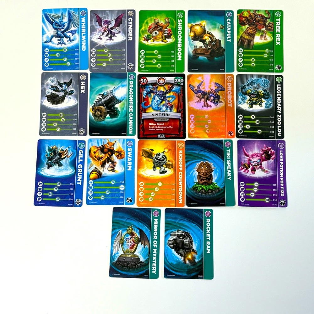 Skylanders Character Trading Card Lot - 17 cards (2011-2014)